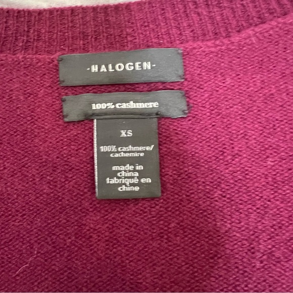 Halogen 100% Cashmere V Neck Lightweight Sweater in Purple Red - Picture 4 of 6